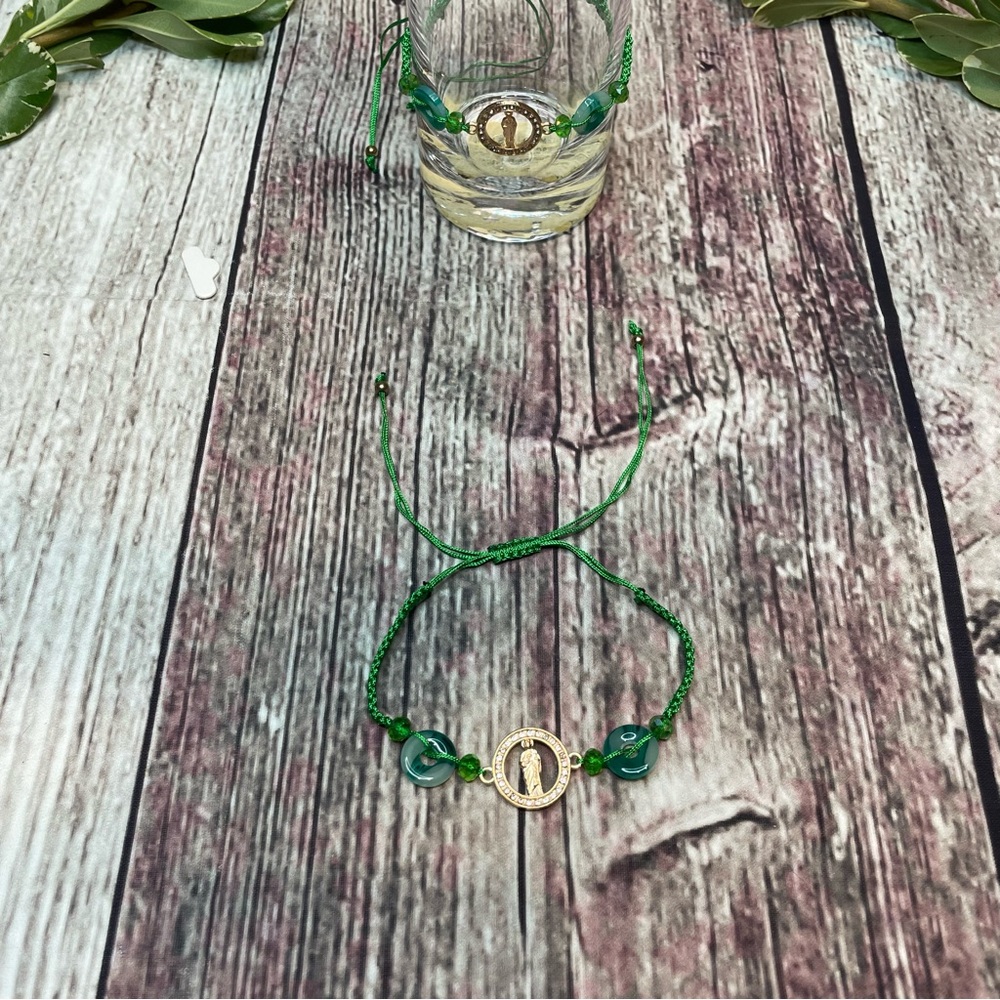 San Judas Tadeo Green String Adjustable Bracelet - Picture 6 of 6